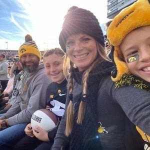 Meet your Posher, April